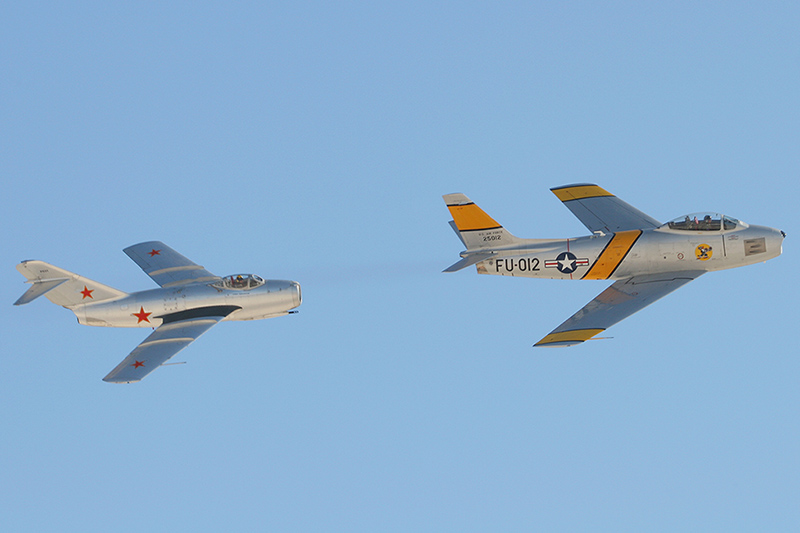 F-86F Sabre<br>MiG-15 Fagot