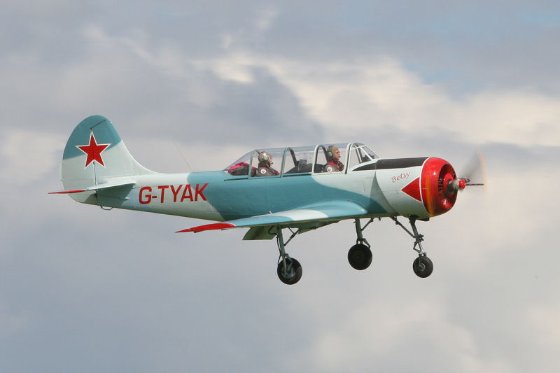 Yak-52, S J Ducker