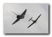 Spitfire PR.XIX, BBMF, RAF<br>Typhoon F.2, 29(R) Sqn, RAF
