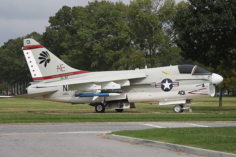 A-7E Corsair II, VA-87 <i>Golden Warriors</i>, USN