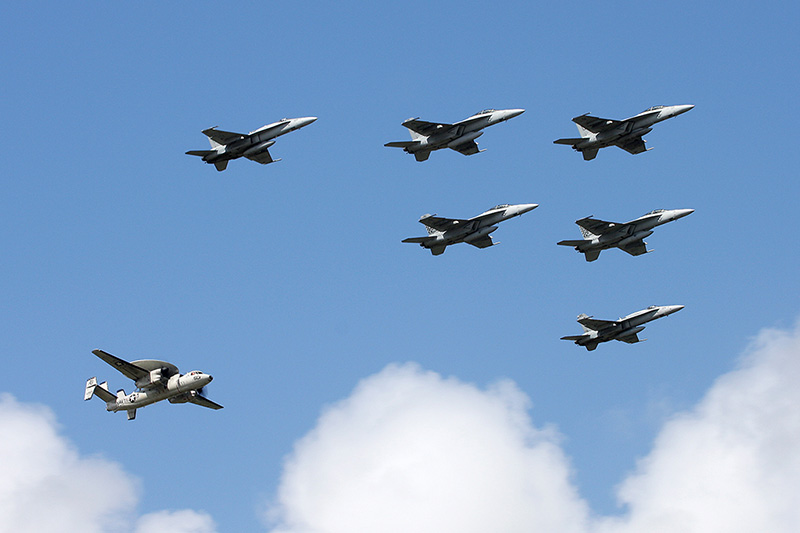 F/A-18F Super Hornets, VFA-11 <i>Red Rippers</i>, USN<br>F/A-18F Super Hornets, VFA-211 <i>Fighting Checkmates</i>, USN<br>F/A-18C Hornets, VFA-106 <i>Gladiators</i>, USN<br>E-2C Hawkeye, VAW-123 <i>Screwtops</i>, USN
