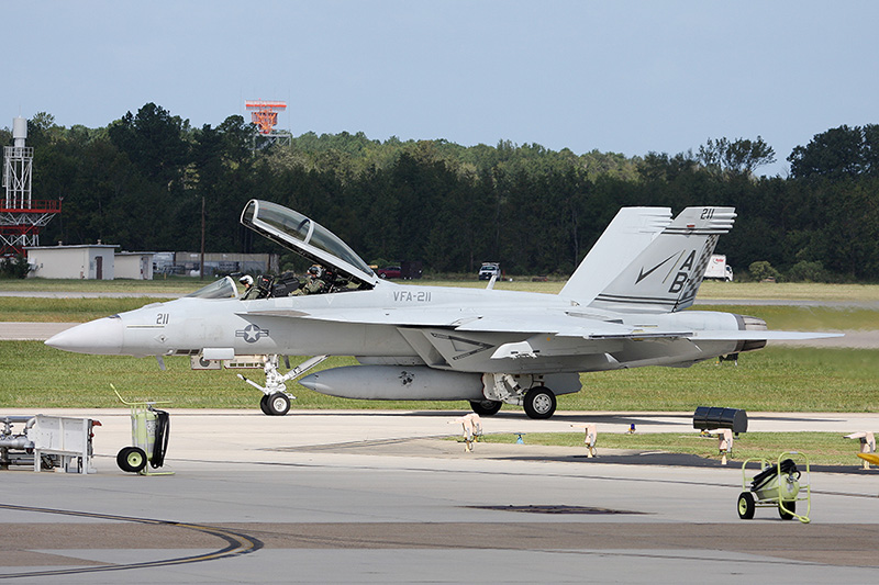 F/A-18F Super Hornet, VFA-211 <i>Fighting Checkmates</i>, USN