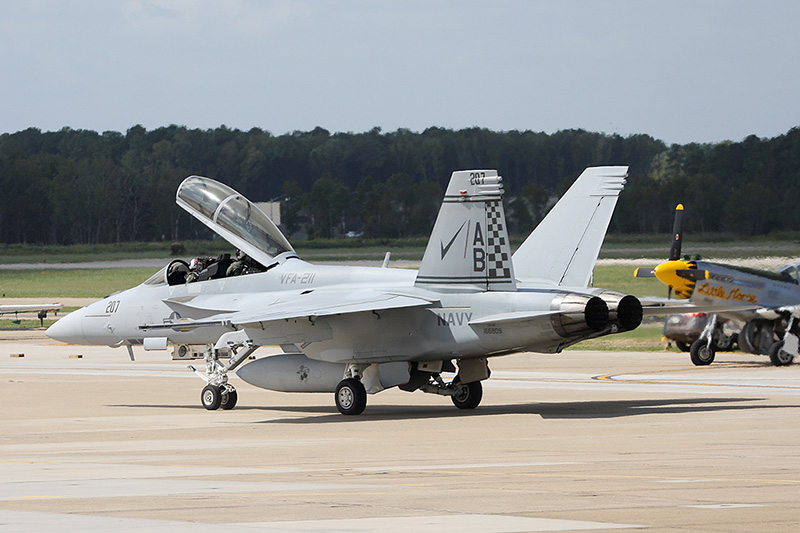 F/A-18F Super Hornet, VFA-211 <i>Fighting Checkmates</i>, USN